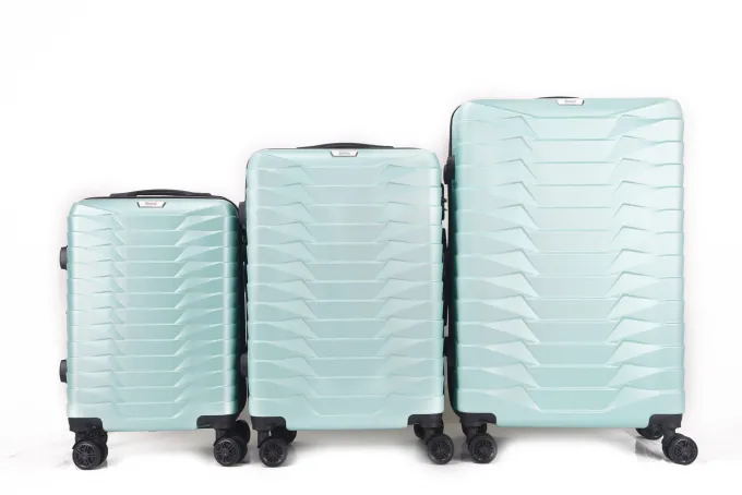 Silk & Salt MiraHANNA Expandable ABS Hard shell Lightweight 360 Dual Spinning Wheels Combo Lock 28 24 20 3 Piece LuggaSet^ Checked Luggage