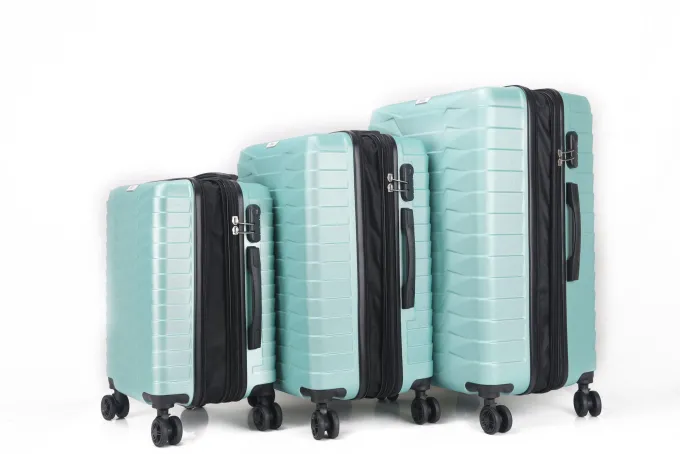 Silk & Salt MiraHANNA Expandable ABS Hard shell Lightweight 360 Dual Spinning Wheels Combo Lock 28 24 20 3 Piece LuggaSet^ Checked Luggage