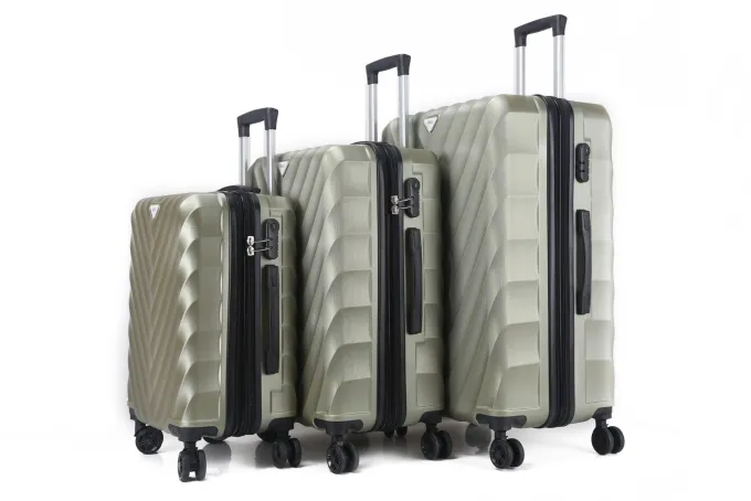 Silk & Salt MiraRYAN Expandable ABS Hard shell Lightweight 360 Dual Spinning Wheels Combo Lock 28 24 20 3 Piece LuggaSet^ Checked Luggage